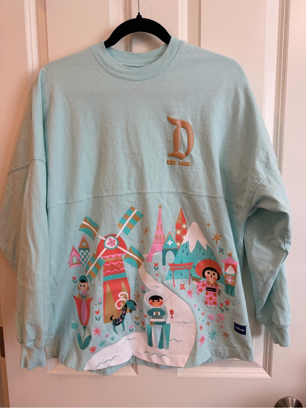 Disney it’s a small world spirit Jersey, size small
